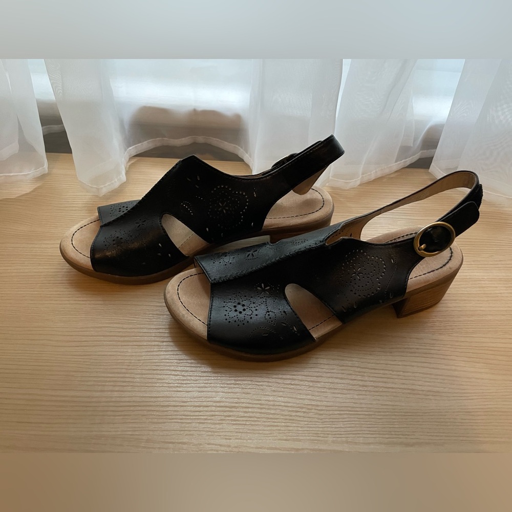 Dansko black Lisa sling back sandals
